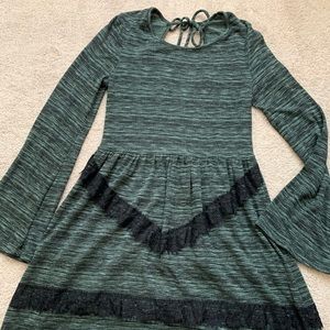 Green bell sleeve sweater dress